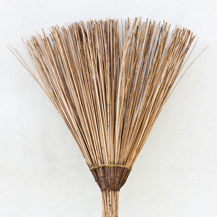 Coconut broom