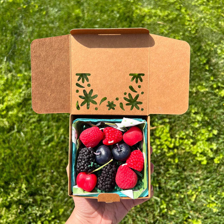 Happy Organics - Blackberry Beeswax Birthday Candles