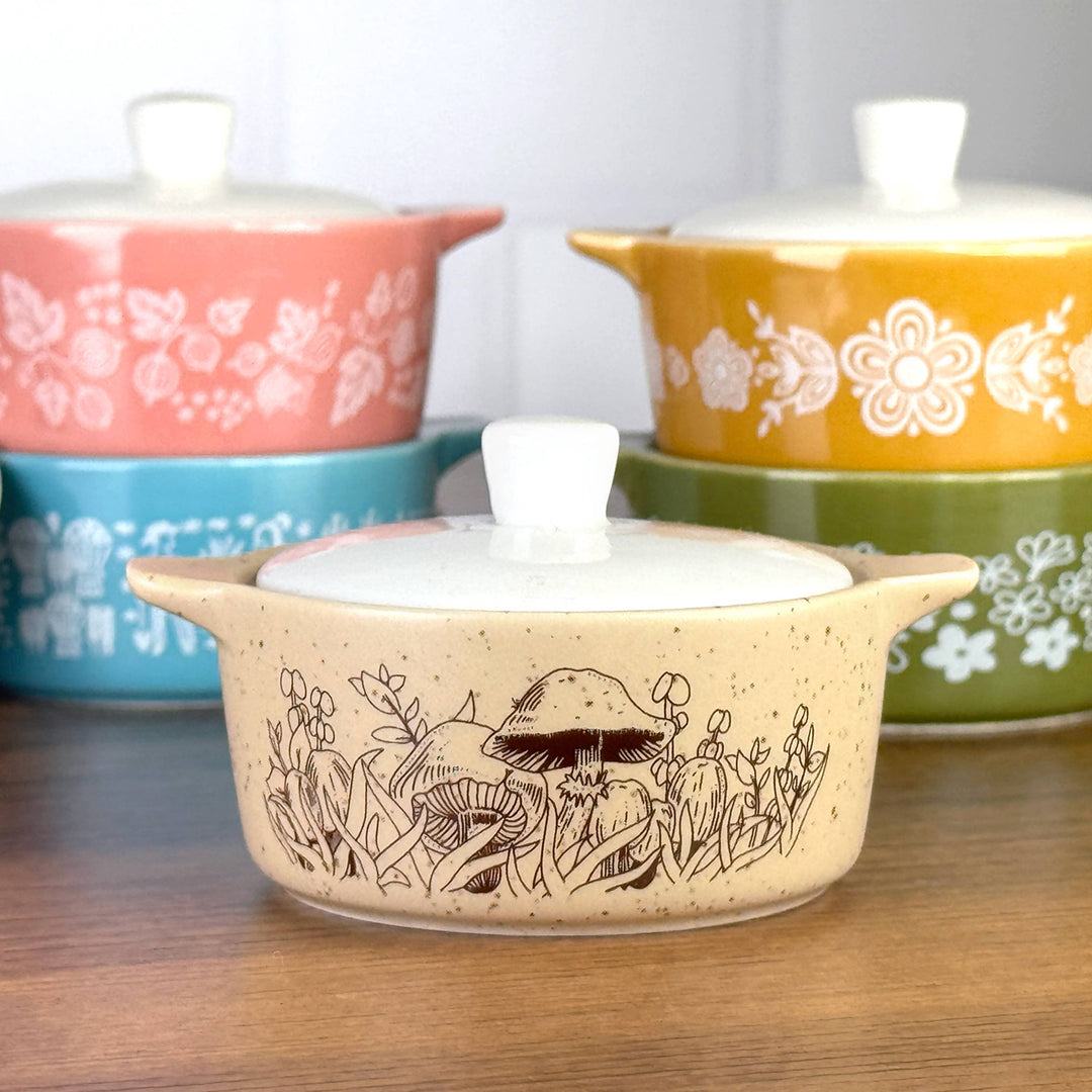 Twinkltoast - Pyrex-Inspired Forest Fancies Casserole Ceramic Trinket Box