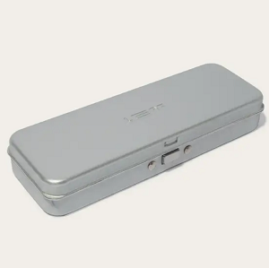 Leaf Razor travel case